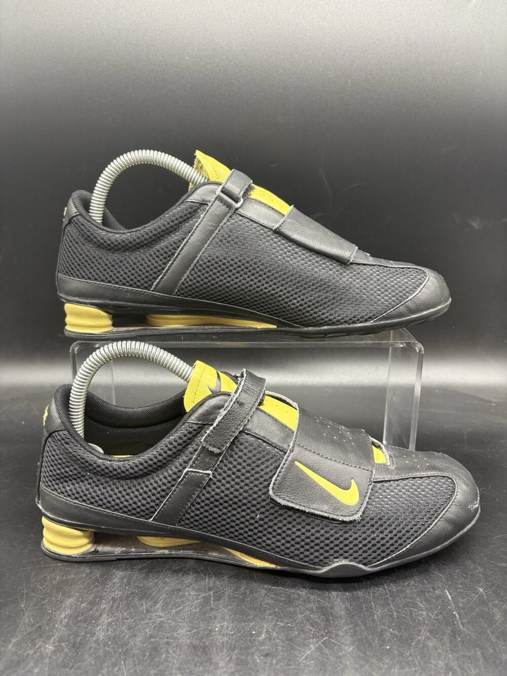 VTG 2006 Nike Shox Rival V Sprint Running Sneaker Womens Size 8.5 313723-031